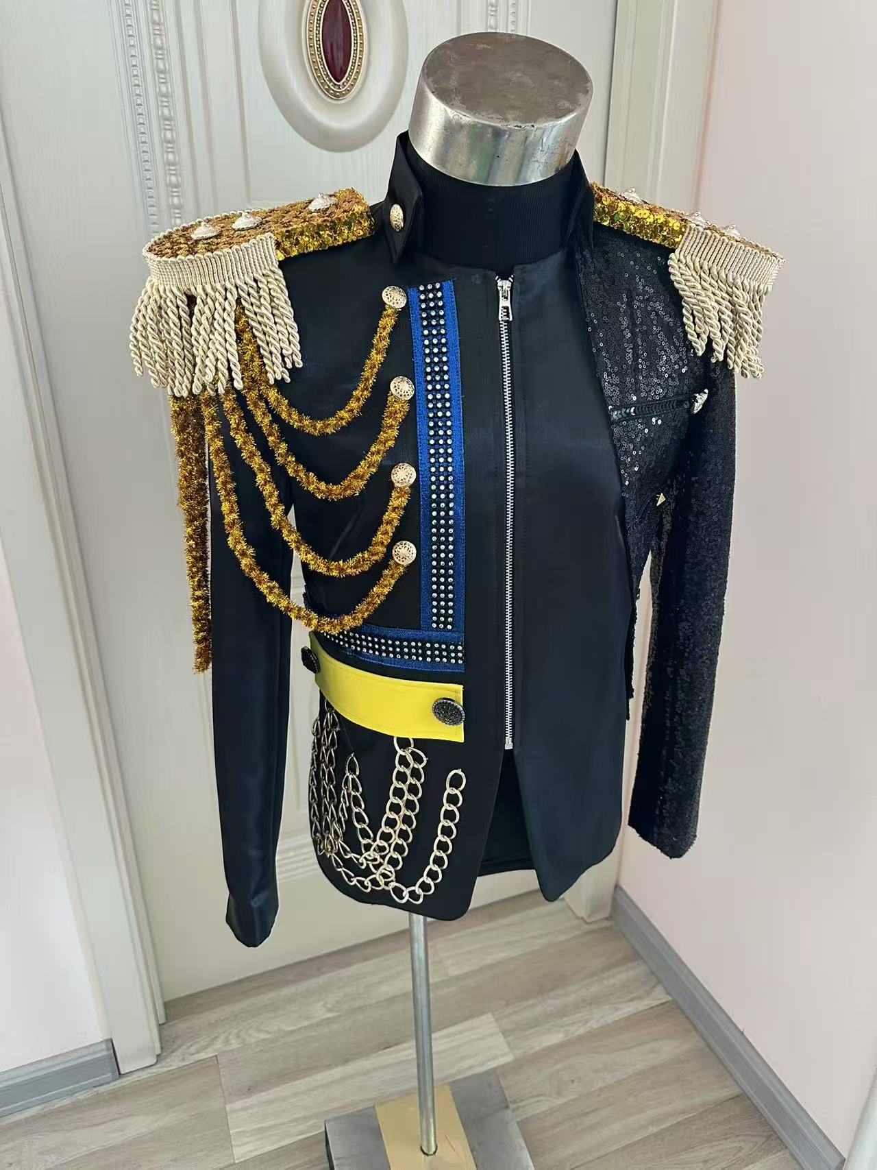 เสื้อแจ็คเก็ตชายพู่ห้อยสไตล์รอ - Men Formal Wear Jacket บทวิจารณ์และราคา